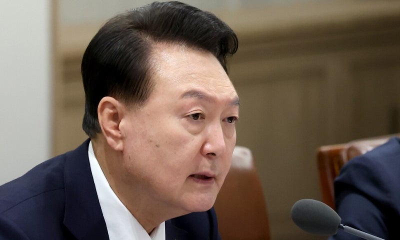 윤, <b>한동훈</b> 쪽은 쏙 빼고 <b>관저 만찬</b>…앙금 여전