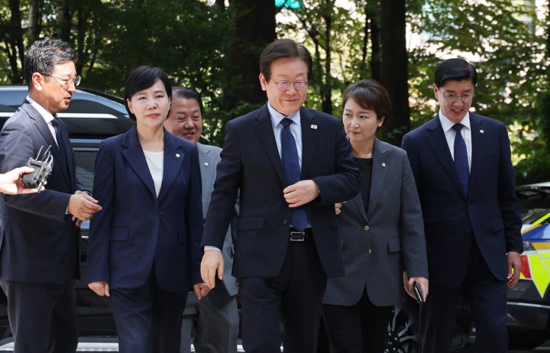 [속보] 검찰, <b>이재명</b> ‘위증교사 의혹’에 징역 3년 구형