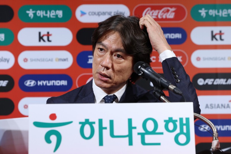 윤 지시 사흘 만에…<b>문체부</b> “<b>홍명보</b> 감독 <b>선임</b>, 규정 어겨”