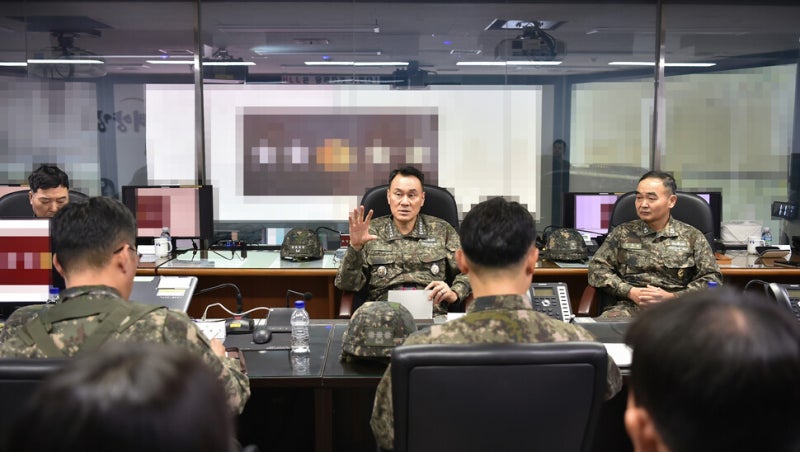 <b>합참의장</b> “북, NLL 이남 도발하면 완전히 수장”
