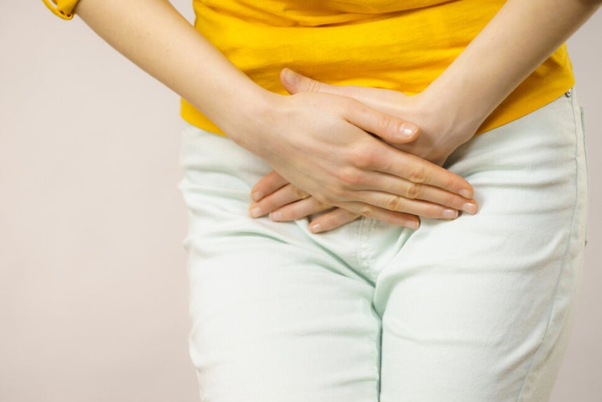 요로 감염이 있는 여성들이 물을 많이 마시는 것은 항생제 사용을 예방하거나 감소시키고 효과가 있는 것으로 나타났다. 게티이미지뱅크