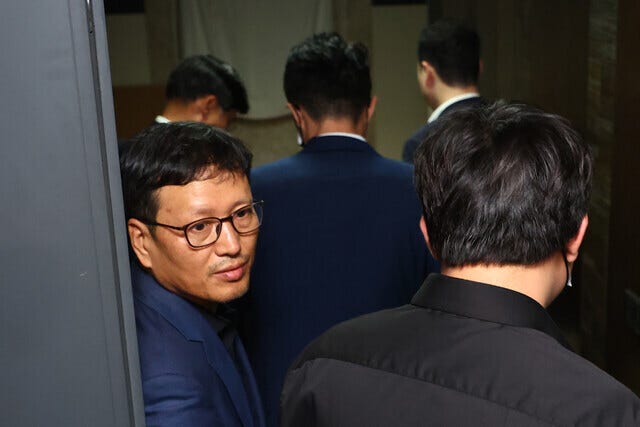 [단독] 검찰, ‘200억대 임금체불 혐의’ <b>구영배</b> 구속영장 청구