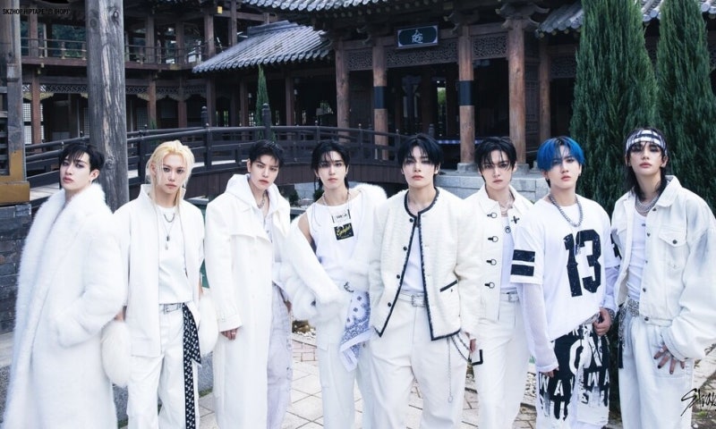<b>스트레이</b>키즈 또 빌보드 앨범차트 1위…6개 앨범 <b>연속</b> 기록