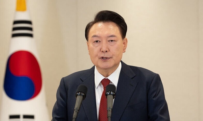 윤석열 쪽, <b>정계선 재판관 기피신청</b>…“우리법연구회 회원”