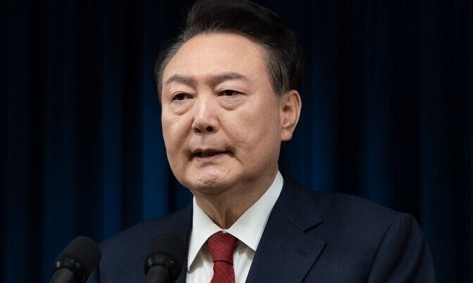 [속보] 국회 <b>내란 국조특위</b>, <b>윤석열</b> 증인 채택…22일 1차 청문회