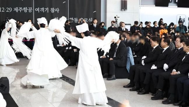 <b>제주항공 참사 희생자 49재</b> 합동위령제, 15일 무안공항서 거행