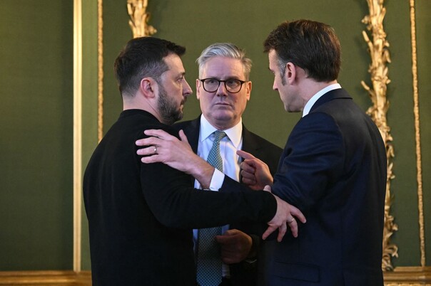 Bolodimir Jellenski總統,烏克蘭,英國首相凱斯特·斯塔默(Kerst Starmer)和法國總統伊曼紐爾·馬克龍(Emmanuel Macron)在2025年3月2日在倫敦蘭開斯特之家舉行了峰會。法新社Yonhap新聞