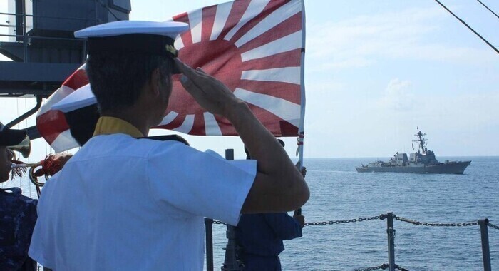 日本海軍陸戰隊正在美國海軍進行訓練。日本海軍陸戰隊Facebook