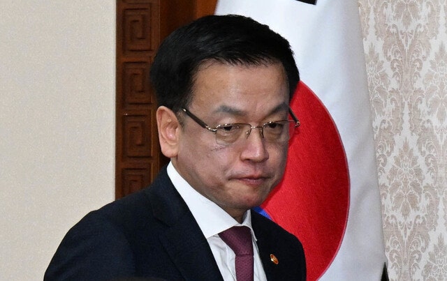 <b>마은혁 임명</b> 또 미루는 <b>최상목</b>…“국무위원 다수 동의”
