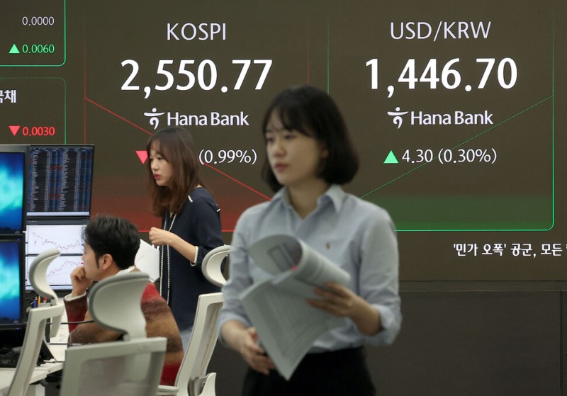 “서학개미 탓에 환율 비상” ISA 국내주식 의무 투자 비율 높인다