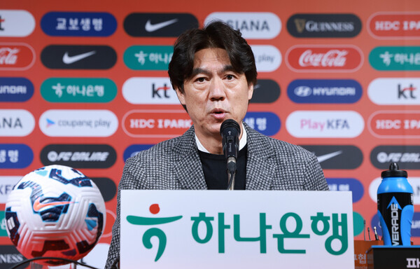 월드컵 본선 조기확정 노리는 홍명보 감독 “젊은 자원들 마음껏 패기 펼쳐라”