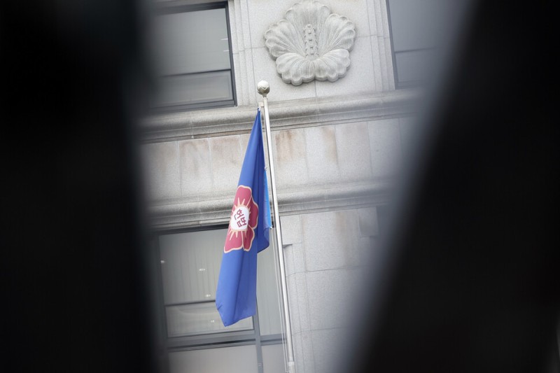 헌재 재판관 평의 보름 넘겨…윤석열 탄핵심판 ‘역대 최장’ 될 듯