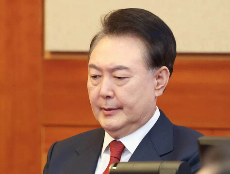 윤석열 대통령이 지난 2월13일 서울 종로구 헌법재판소 대심판정에서 열린 윤석열 대통령 탄핵심판 8차 변론에 출석해 있다. 사진공동취재단