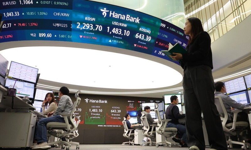 치솟는 환율 “1500원도 가시권”…금융위기 뒤 16년 만에 최고