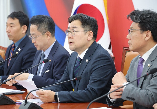 박찬대 “한덕수, 대통령 꿈 깨라…헌재 장악 제2 <b>친위쿠테타</b>”