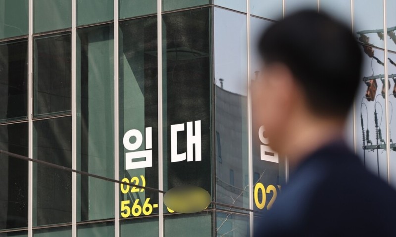 임대료 부담에 줄이고 떠나고…서울 오피스 공실률 34개월 만에 최고