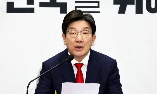 <b>권성동</b> “<b>한덕수</b>, 국힘 <b>경선 불출마</b>”…대선 출마 여부는 언급 안 해
