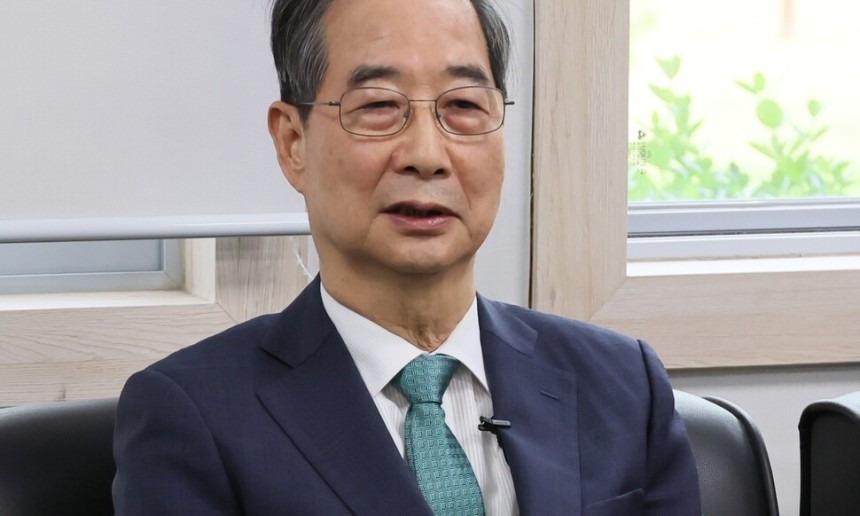 3일 서울 여의도 국회 헌정기념관을 찾은 한덕수 전 국무총리가 발언하고 있다. 연합뉴스