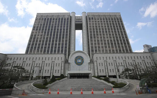서울중앙지법과 서울고등법원이 함께 쓰고 있는 서울 서초구 법원청사 전경.연합뉴스
