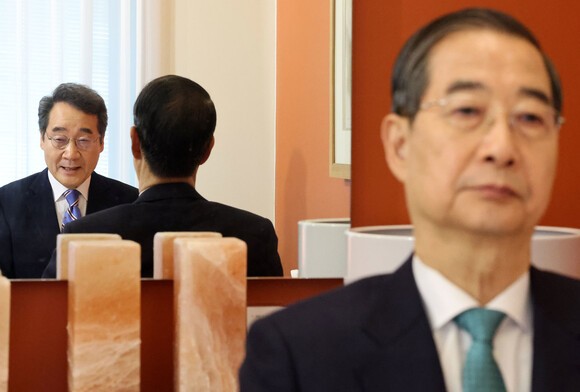 한덕수, 김문수 버티기에 초조…“단일화 실패, 국민 배신” 압박