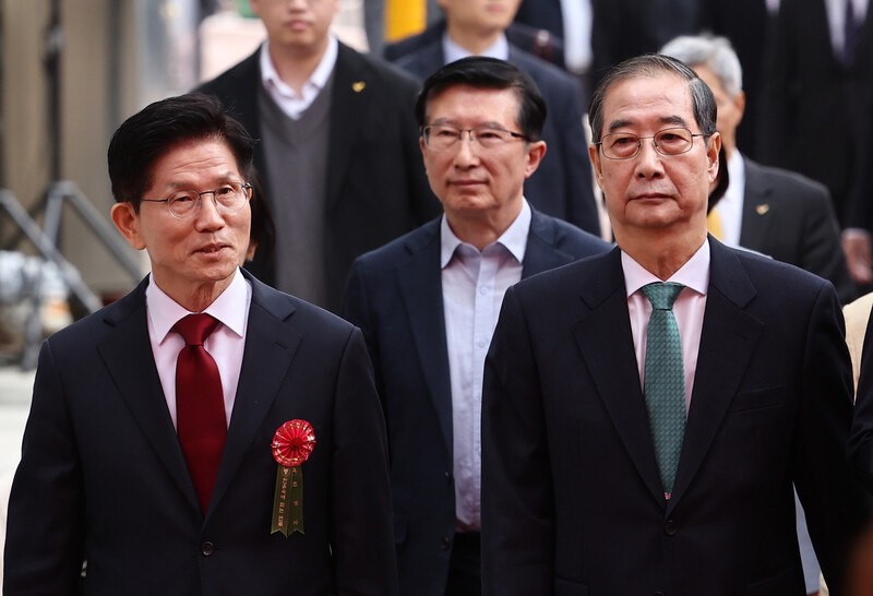3자 대결서 한덕수 상승세, 김문수 부진…이준석 한풀 꺾여