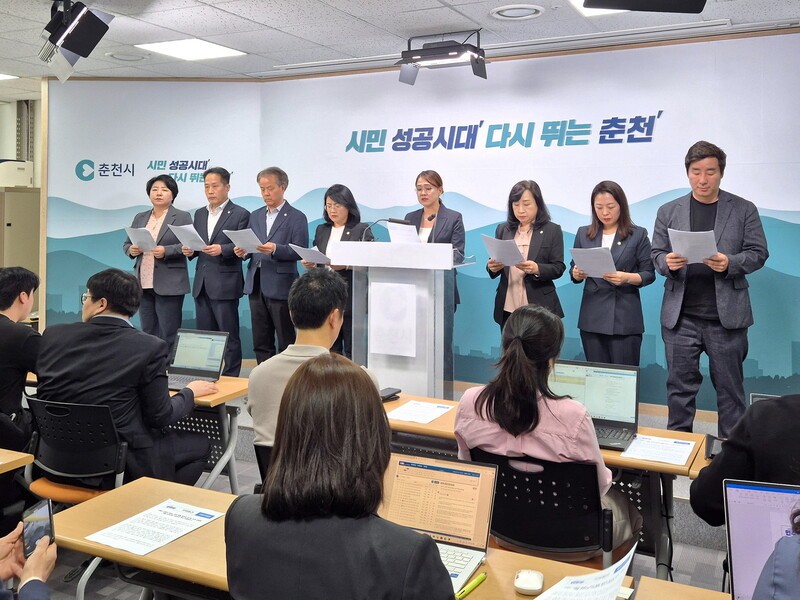 ‘꽁지머리’ 김병지 강원FC 대표 발언에 춘천이 시끌시끌