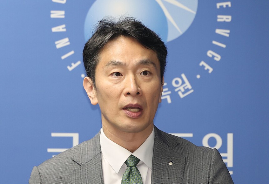 이복현 금융감독원장이 지난 4월 서울 영등포구 금융감독원에서 열린 자본시장 현안 브리핑에서 발언하고 있다.연합뉴스