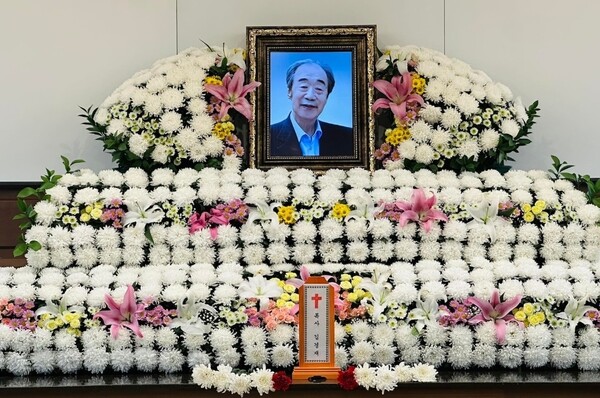 고인의 빈소 모습.이상철 원장 제공