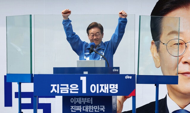 ‘사법살인’ 재소환한 <b>이재명</b> “방탄유리 <b>유세</b>가 조롱거리냐”