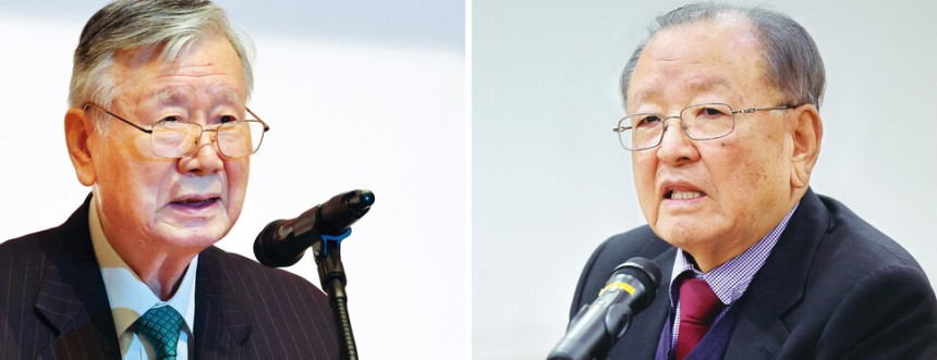 폐간 위기에 처한 ‘문학사상’을 인수해 2024년 10월호로 속간하겠다고 약속했던 이중근 부영그룹 회장(왼쪽)과 사실상 ‘문학사상’ 인수 제안부터 인사, 인쇄 중단까지 막후 역할을 한 것으로 드러난 강만수 전 경제부