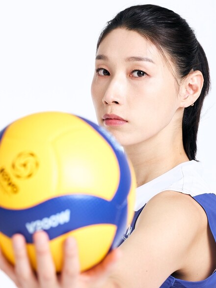 <b>김연경</b>, MBC 새 <b>배구 예능</b> 출연…하반기 방영