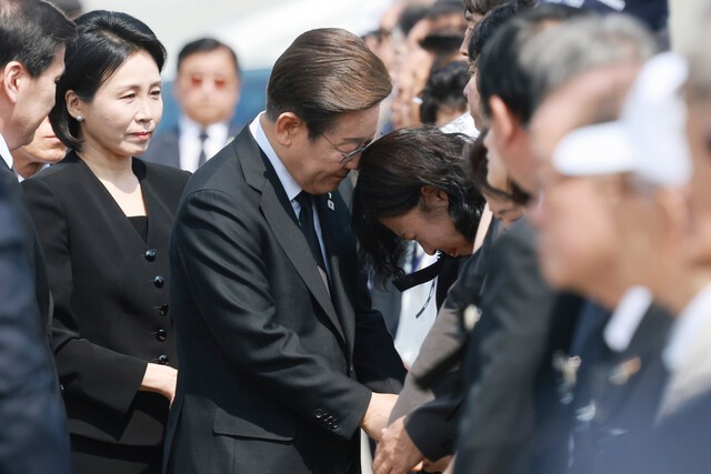 이 <b>대통령</b>, 윤석열 정부가 줄인 <b>광복회 예산</b> ‘조속 원상복구’ 지시