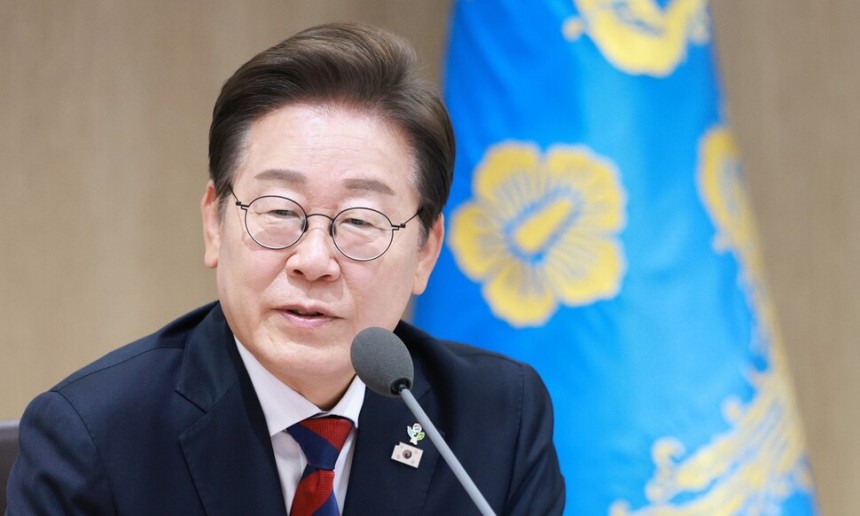 이재명 대통령이 5일 서울 용산 대통령실 청사에서 열린 국무회의에서 발언하고 있다. 연합뉴스