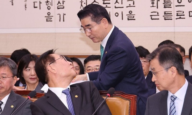 문민 국방장관, ‘문민’ 법무장관 필요한 때다 [권태호 칼럼]