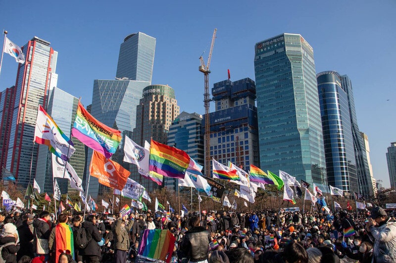 ‘차별 없는 세상’ 외친 광장…새 정부 “나중에”는 너무 늦다
