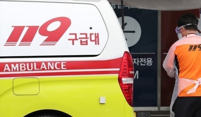 사망 교통사고 내고 수습하던 70대, 119 구급차에 치여 숨져