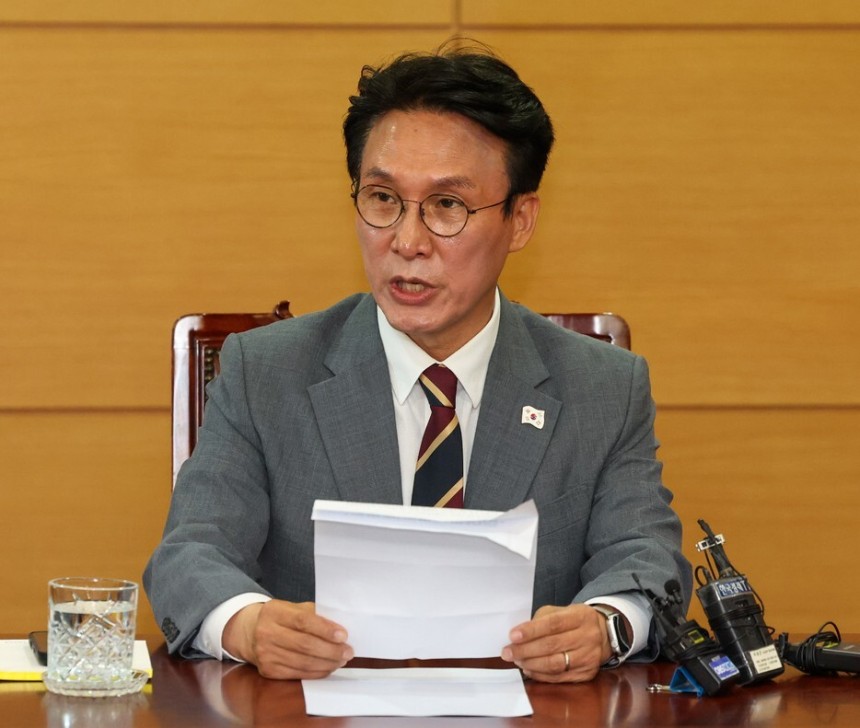 김민석 국무총리 후보자가 10일 오전 서울 종로구 금융감독원 연수원에서 기자간담회를 하고 있다. 김영원 기자 forever@hani.co.kr