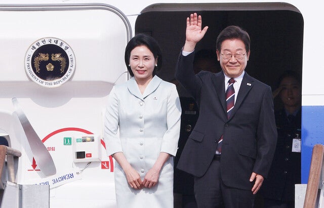 G7서 한미·<b>한일</b> 양자회담 성사될까…‘상견례’만 해도 성과