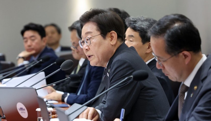 이재명 대통령이 19일 용산 대통령실에서 열린 국무회의에서 발언하고 있다. 연합뉴스