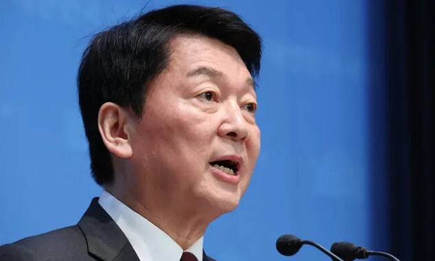 안철수 국민의힘 의원이 지난 4월20일 서울 여의도 국회에서 현안관련 기자회견을 하고 있다. 연합뉴스