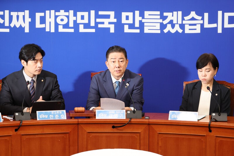 <b>김병기</b> “총리 인준·추경 막는 <b>민생</b>방해 세력”…국힘에 <b>전면전</b> 선언