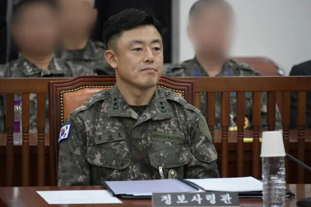 지난해 10월30일 서울 여의도 국회에서 열린 정보위원회의 국방정보본부 국정감사에 문상호 전 정보사령관이 출석해 있다. 공동취재사진