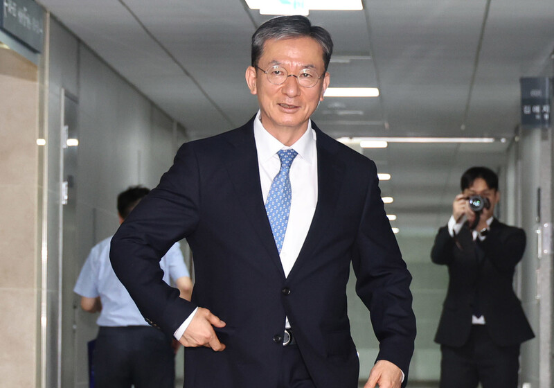 정성호 법무부 장관 후보자가 30일 오전 서울 여의도 국회 의원회관으로 들어가고 있다. 윤운식 선임기자 yws@hani.co.kr