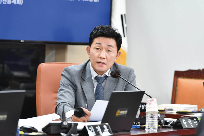 국민의힘 소속 황철규 서울시의원. 서울시의회 누리집