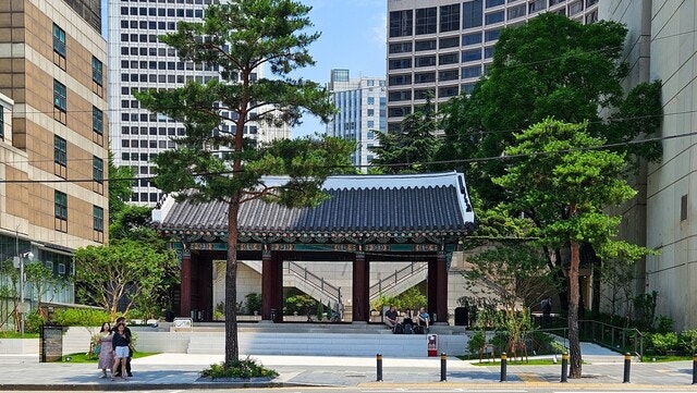 ‘대한제국 상징’ 환구단, 울타리 허물고 시민에 더 가까이
