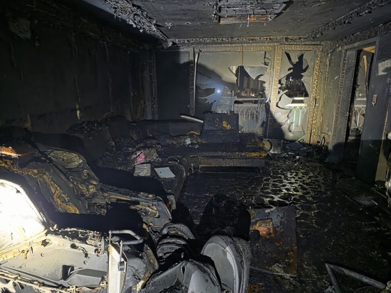 잠든 8살·6살 자매 삼킨 불…“에어컨 주변 발화 추정”