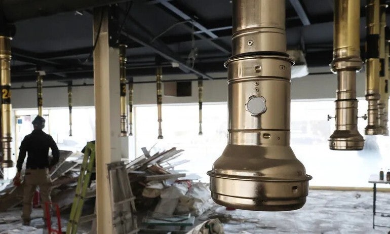 서비스업 생산성, 팬데믹 이후 더 낮아져…“수요 기반 취약·자영업 영세화 고착”