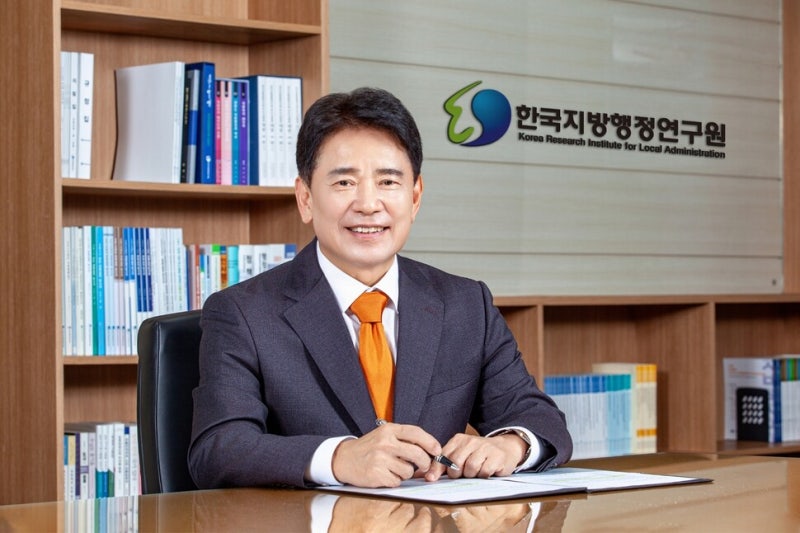 “지방선거, 중앙정치 대리전 그만…정당 공천제 책임 강화”