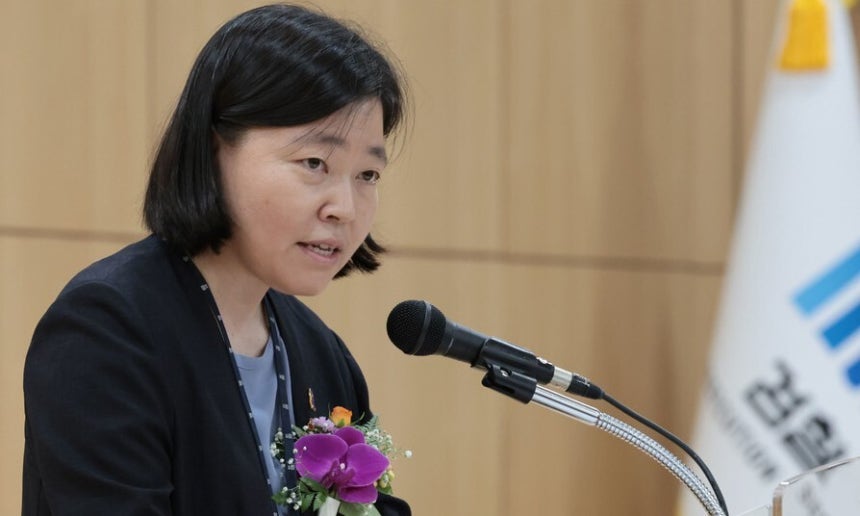 임은정 신임 서울동부지검장이 4일 서울 송파구 서울동부지방검찰청에서 열린 취임식에서 취임사를 하고 있다. 연합뉴스
