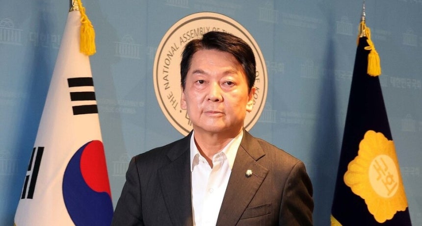 안철수 국민의힘 의원이 7일 국회 소통관에서 기자회견을 마치고 퇴장하고 있다. 김경호 선임기자 jijae@hani.co.kr